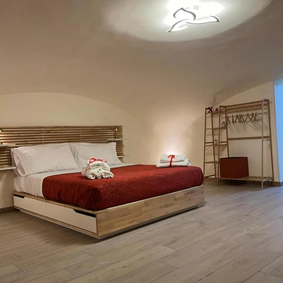 Domus Dante Al Balconcino Apartment Naples Italy