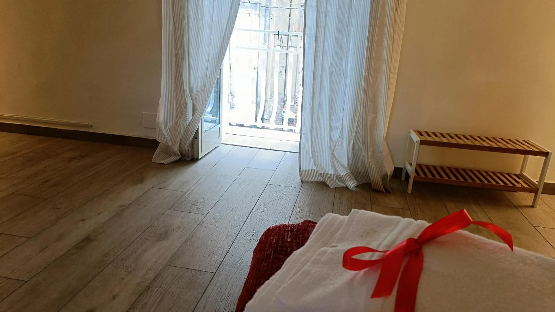 Domus Dante Al Balconcino Apartment Naples 0*,  Italy