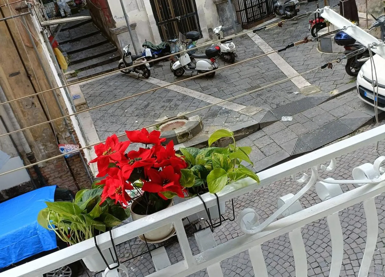 Domus Dante Al Balconcino Apartment Naples
